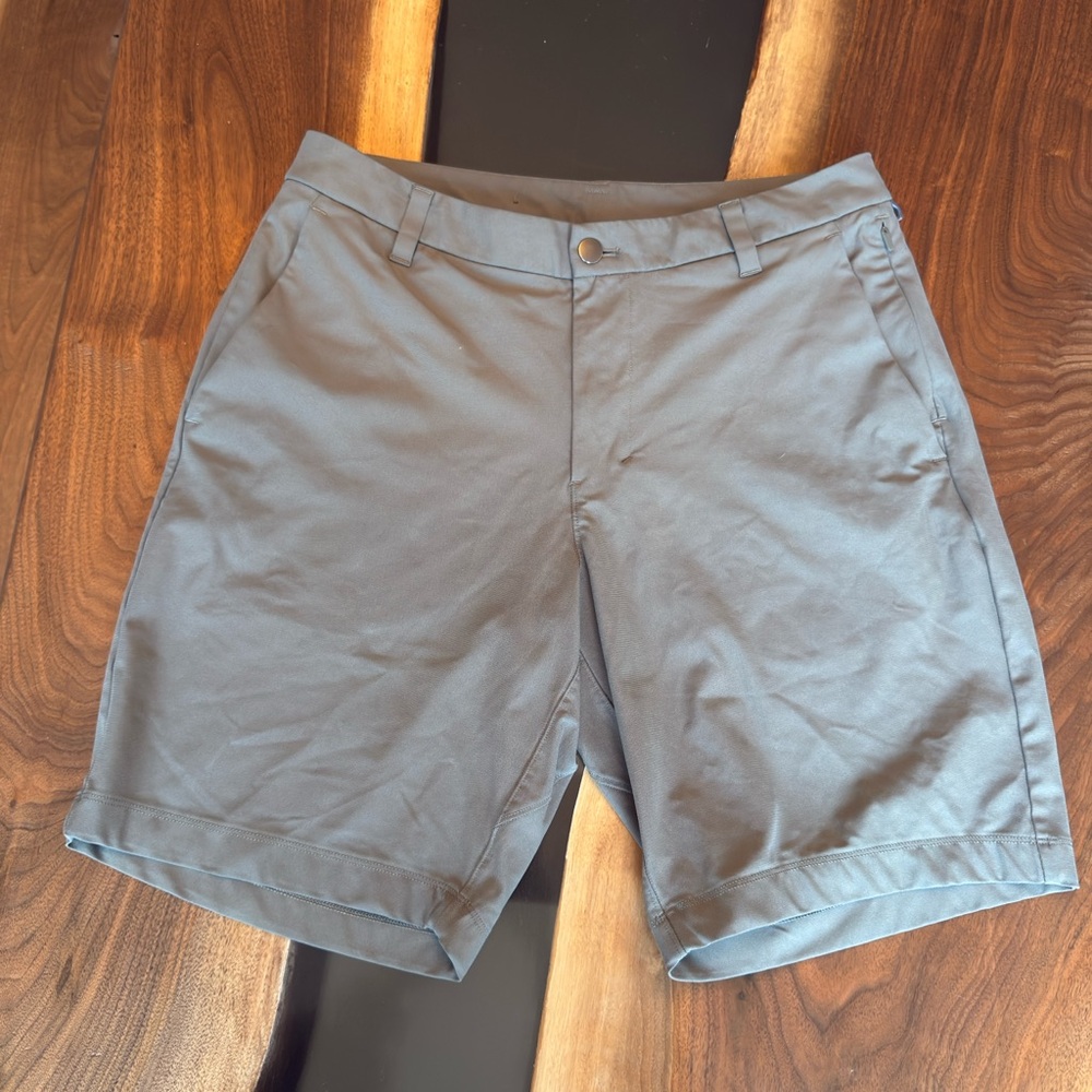 Lululemon Men’s Classic Shorts 7”